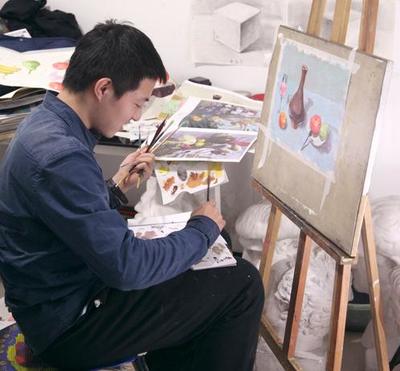 北京畫室上尚美術學員在清華大學開學典禮上發言