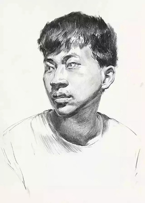 北京藝考畫室素描教學|教你如何畫帶小胡子的男青年頭像